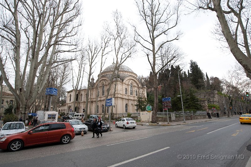 20100331_073239 D3.jpg - Yildiz Mosque built 1884-6 has a single minuret